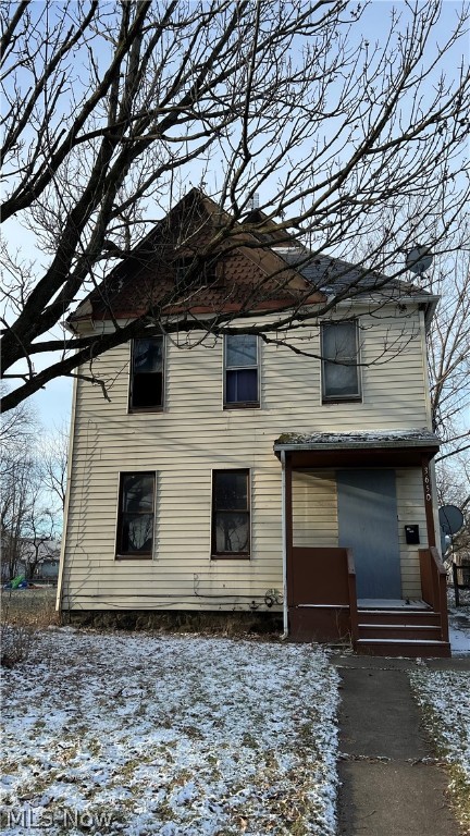 This is a great investment opportunity! This 4 bedroom 2 bath duplex is in need of a full rehab.