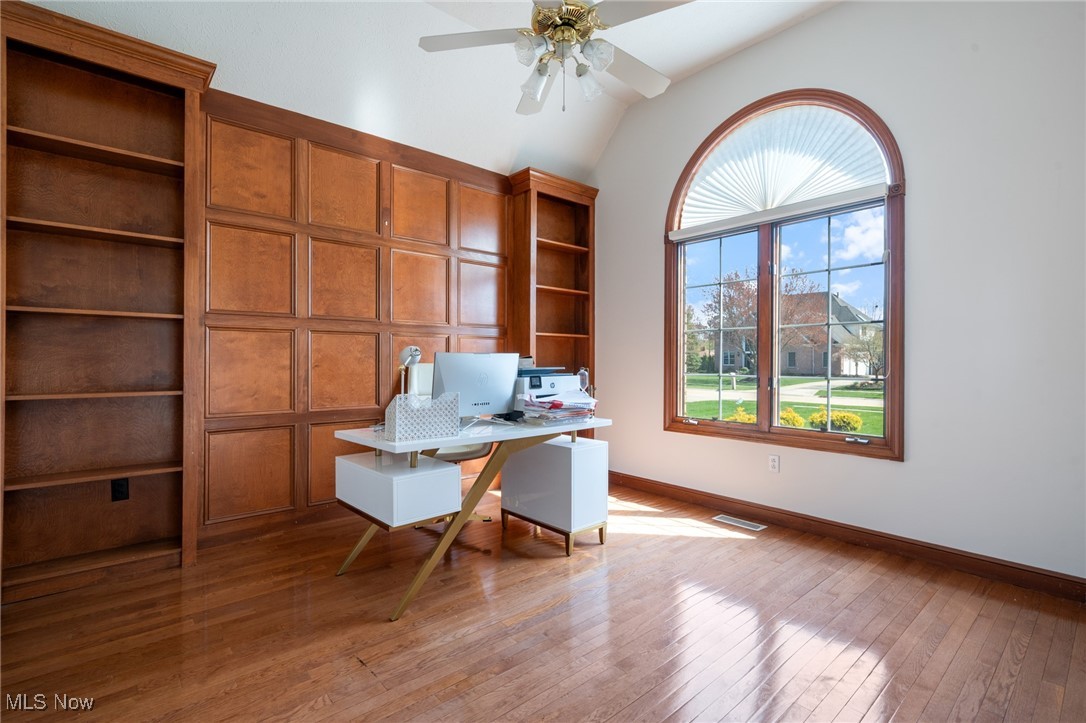 25726 Laura Lane, Westlake, Ohio image 13