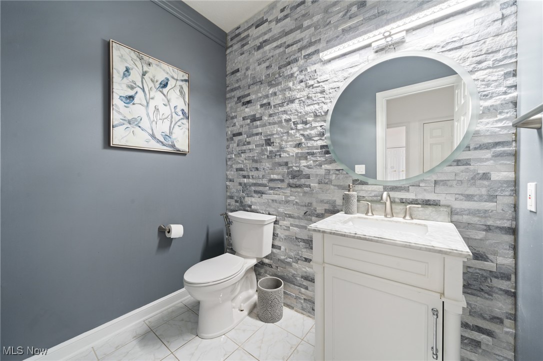 25726 Laura Lane, Westlake, Ohio image 26