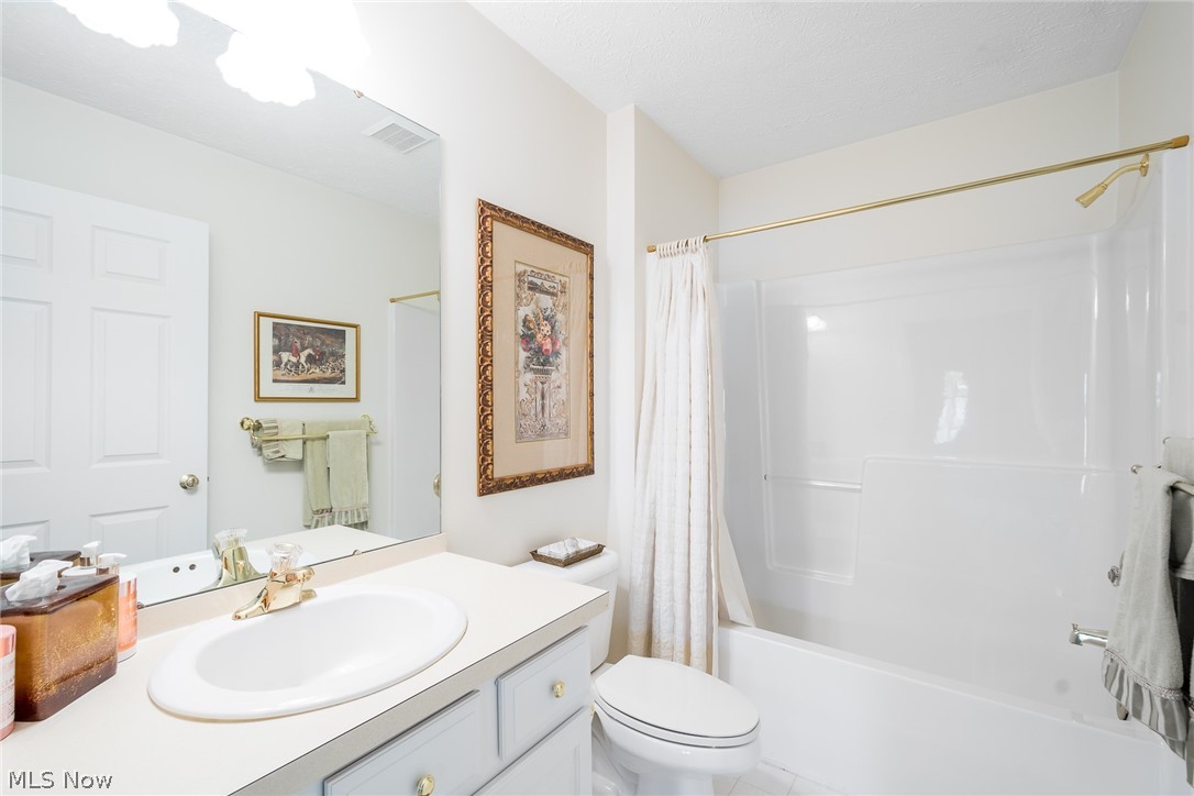 Wyndgate Condo - Residential