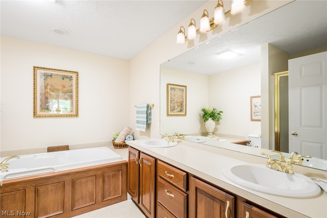 Wyndgate Condo - Residential