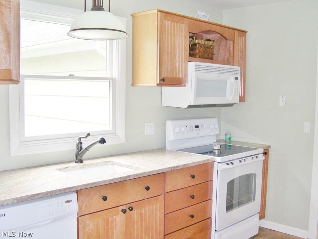 Van Sweringen Companys - Residential Lease