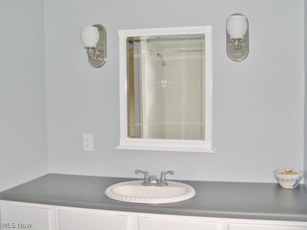 Van Sweringen Companys - Residential Lease