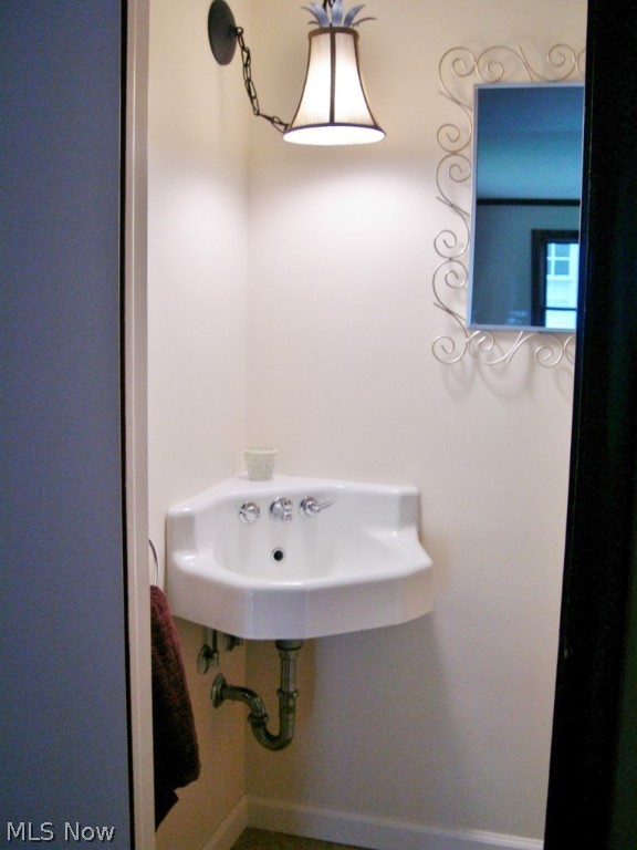 Van Sweringen Companys - Residential Lease