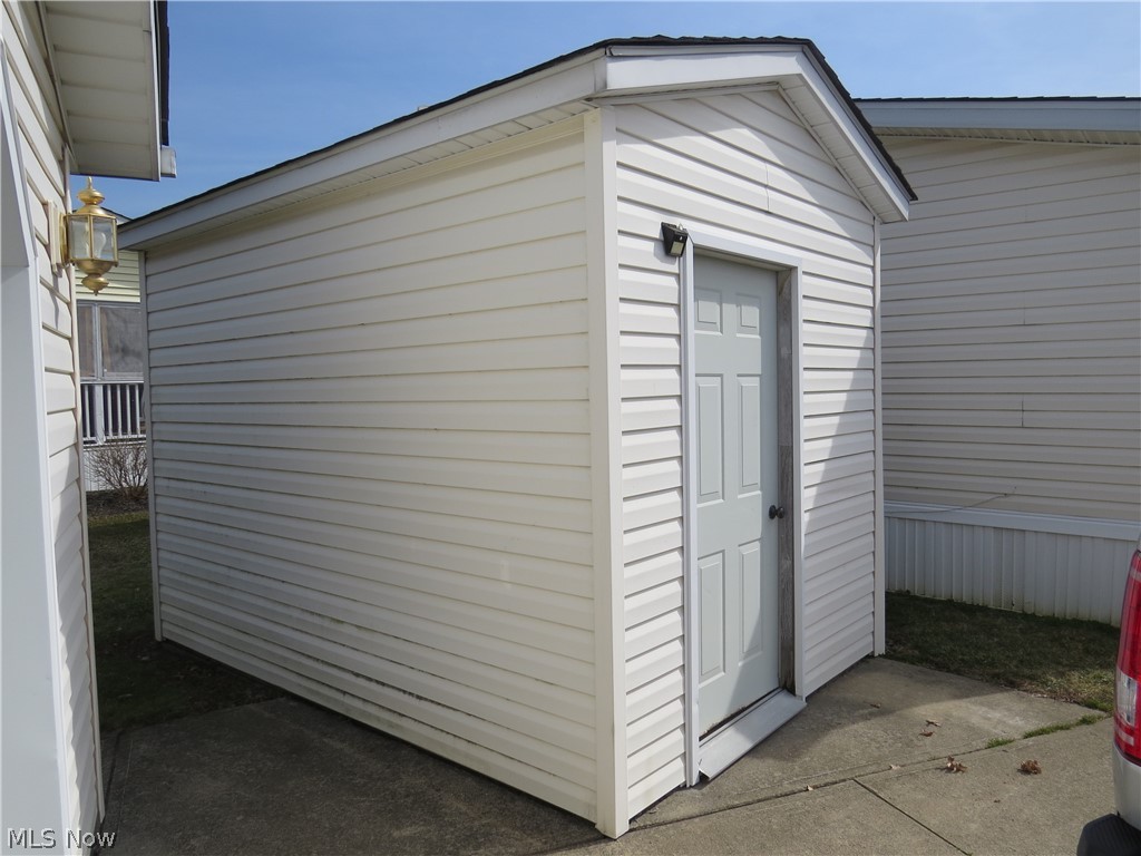 Golfway Pines - Residential