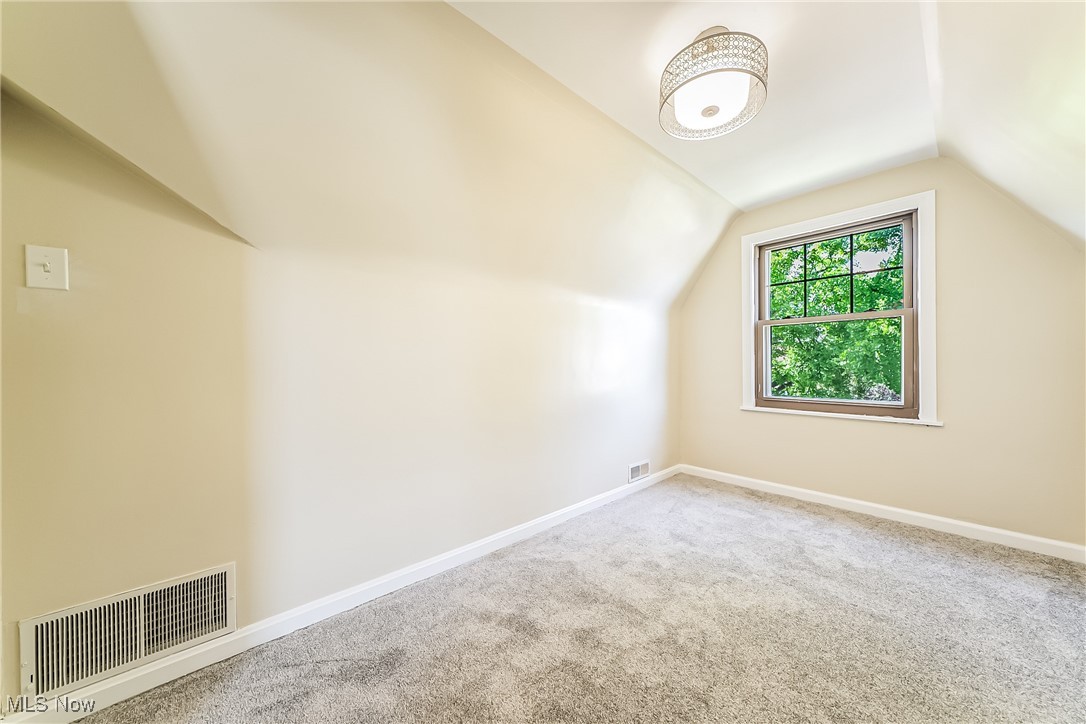 Riverside Manor - Residential