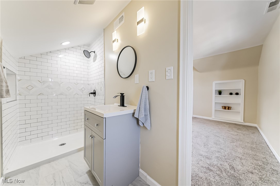 Riverside Manor - Residential