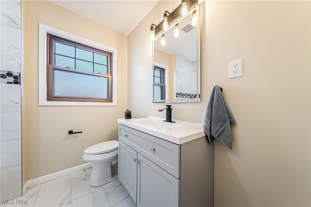 Riverside Manor - Residential