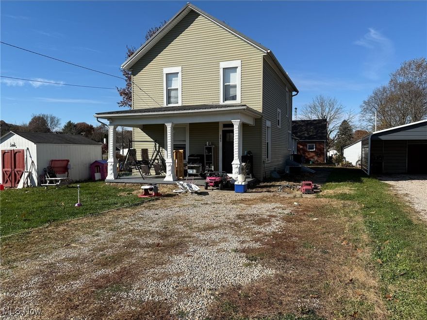 This is an ONLINE ONLY foreclosure sale. There are NO SHOWINGS. Deposit due by wire transfer within 48 upon conclusion . Cash deal; funding must take place within 30 days of confirmation of sale. 5% Buyer’s Premium shall apply. Subject to postponement and cancellation. Full terms and conditions at online registration.