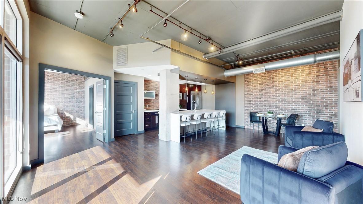 Northside Lofts Condominiu I - Residential