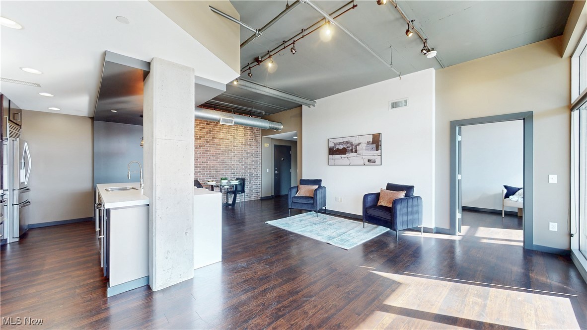 Northside Lofts Condominiu I - Residential