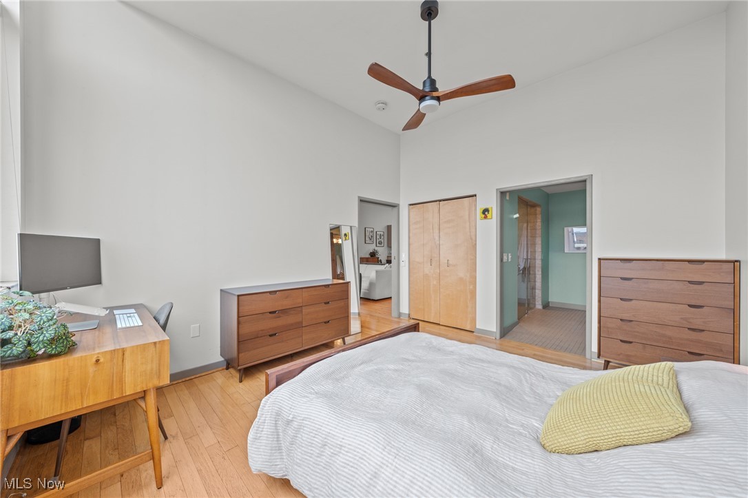 Cleveland, Ohio 44113, United States, 2 Bedrooms Bedrooms, ,2 BathroomsBathrooms,Residential,Active,240795