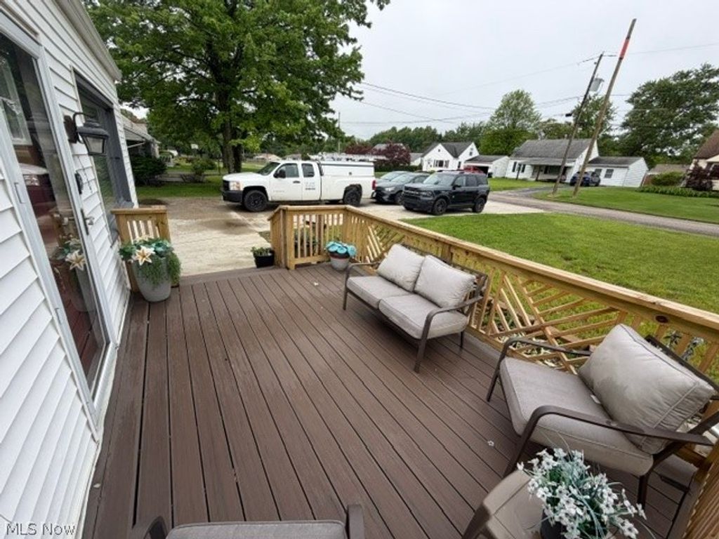 Photo of 139 Dehoff Drive, Austintown, OH 44515 (MLS # 5214368)