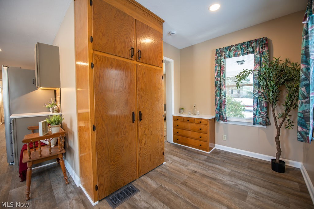 Village/East Canton - Residential