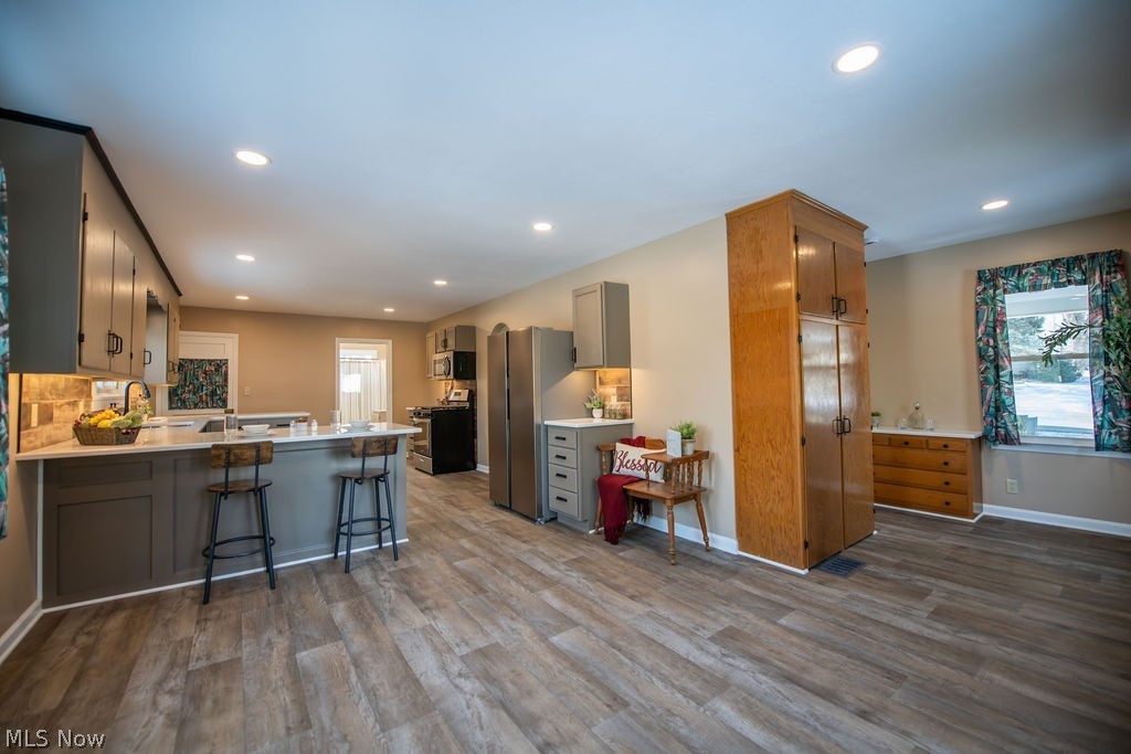 Village/East Canton - Residential