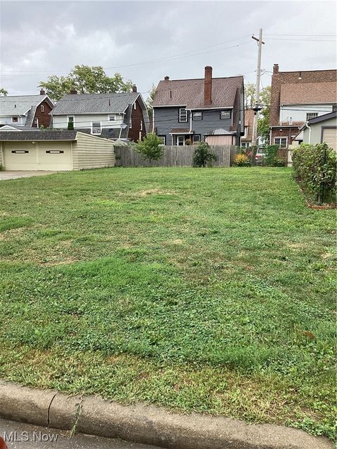Vacant Land For Sale - 317 Groveland Club Drive<br/> Cleveland, OH 44110