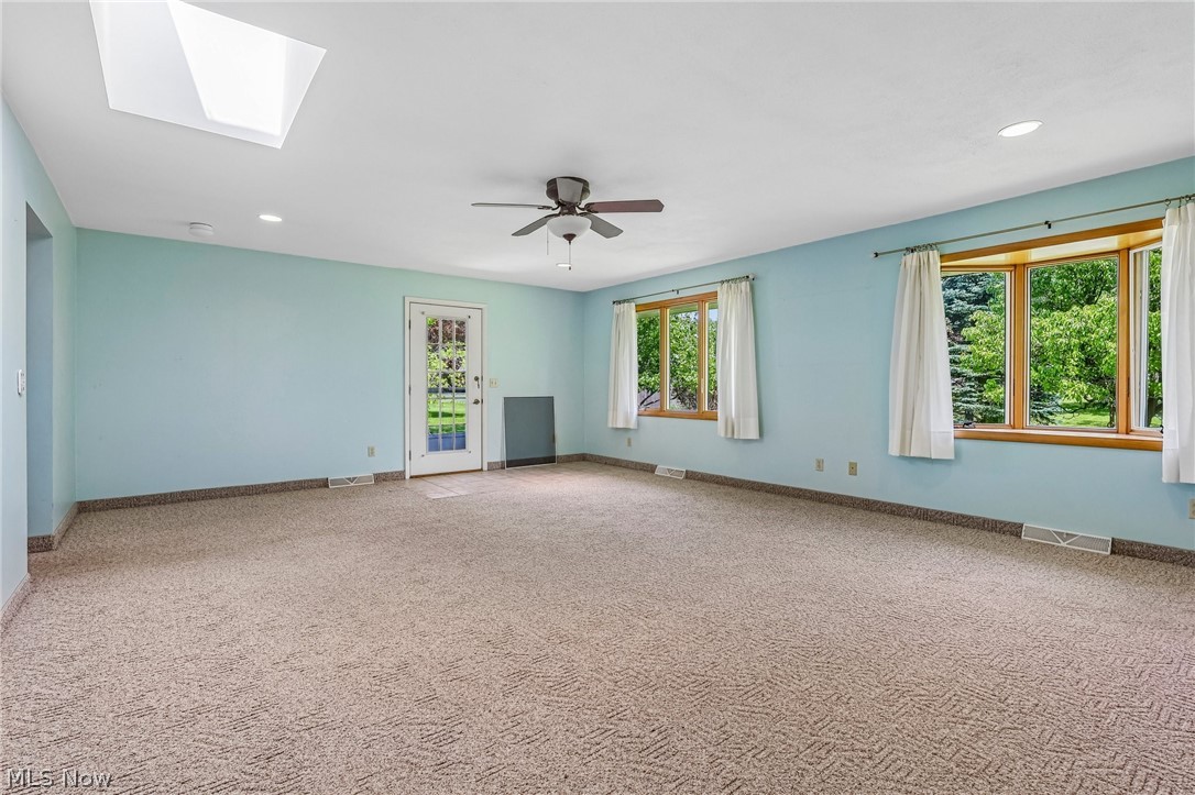 1147 Ridgeview Drive
