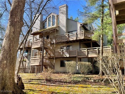 554 Meredith Lane, Cuyahoga Falls, OH 44223 - MLS#: 5108648