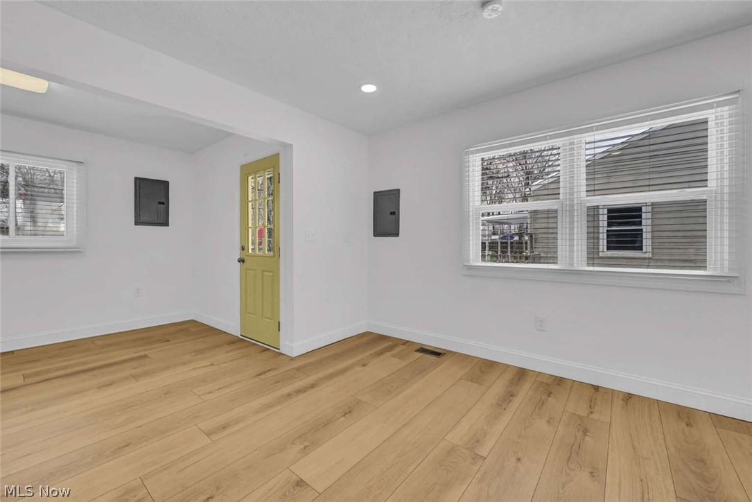 Inwood Beach 02 - Residential