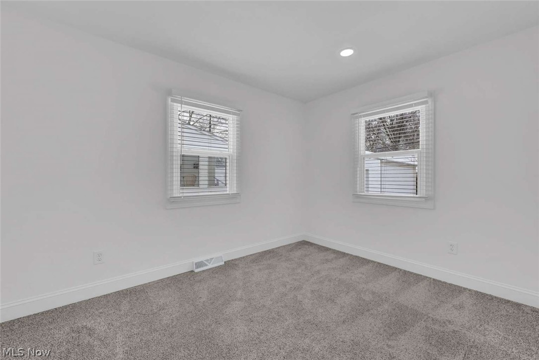 Inwood Beach 02 - Residential