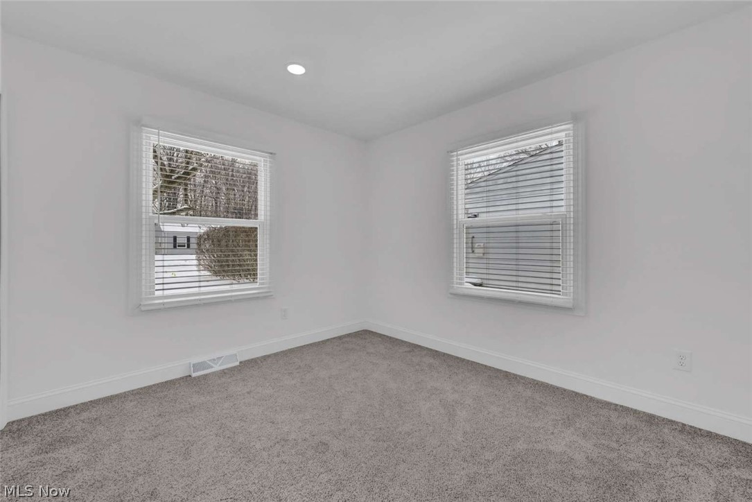 Inwood Beach 02 - Residential