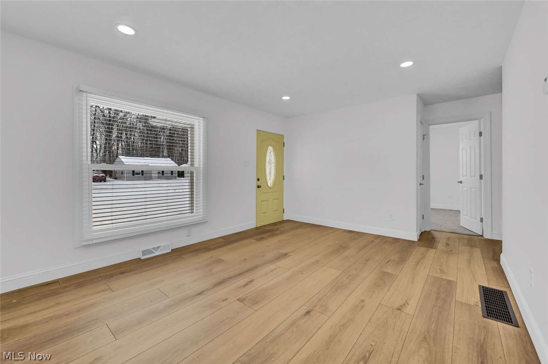 Inwood Beach 02 - Residential