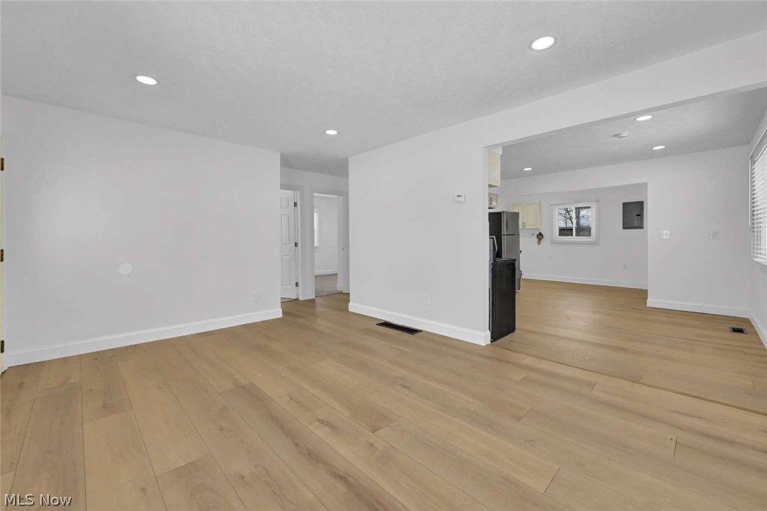 Inwood Beach 02 - Residential