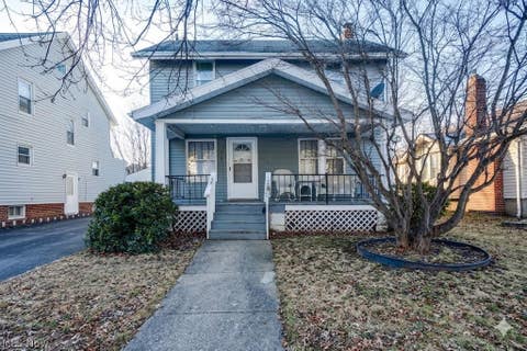 Homes For Sale - 1228 Murray Avenue<br/> Summit County, Akron, OH 44310
