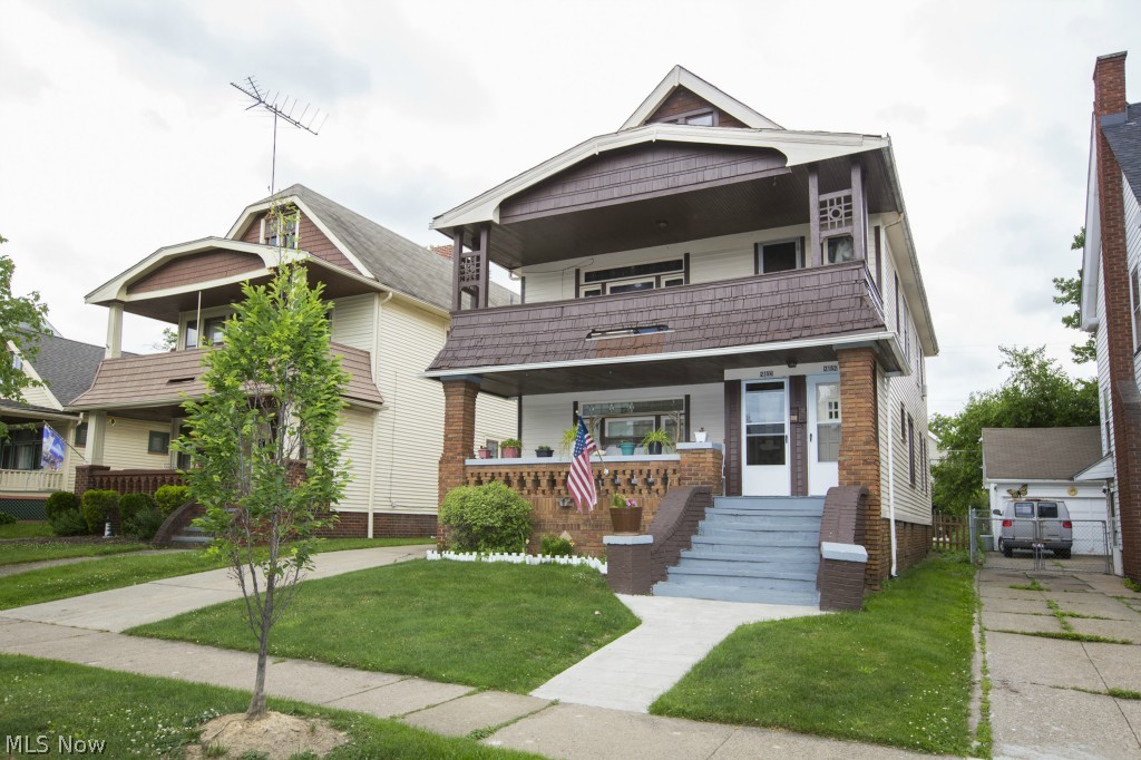 E C Gilberts 01 - Residential Income