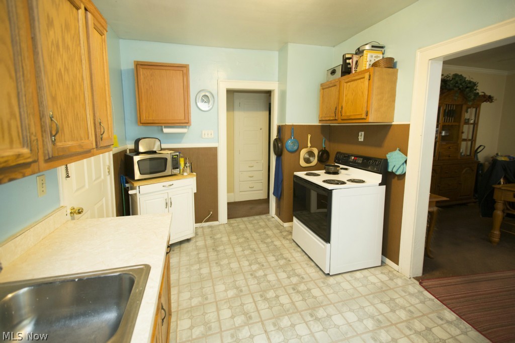 E C Gilberts 01 - Residential Income