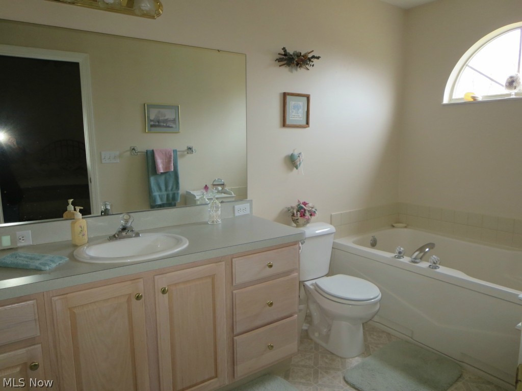 Edgebrook Condo - Residential