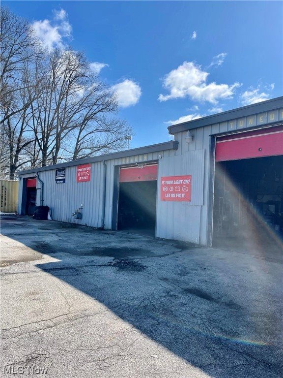 Oakland Heights - Commercial Sale