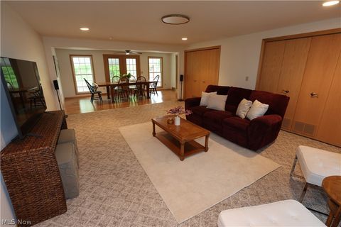 Tiny photo for 915 Nautical Drive, Vermilion, OH 44089 (MLS # 5210038)