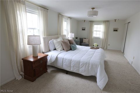 Tiny photo for 915 Nautical Drive, Vermilion, OH 44089 (MLS # 5210038)