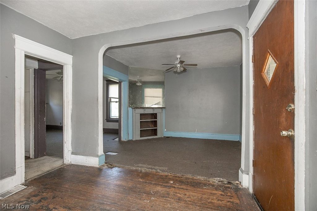 Photo of 2300 E 86th Street, Cleveland, OH 44106 (MLS # 5214395)