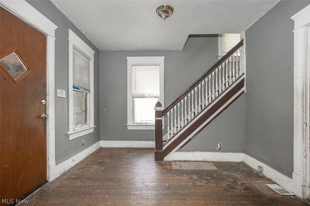 Photo of 2300 E 86th Street, Cleveland, OH 44106 (MLS # 5214395)