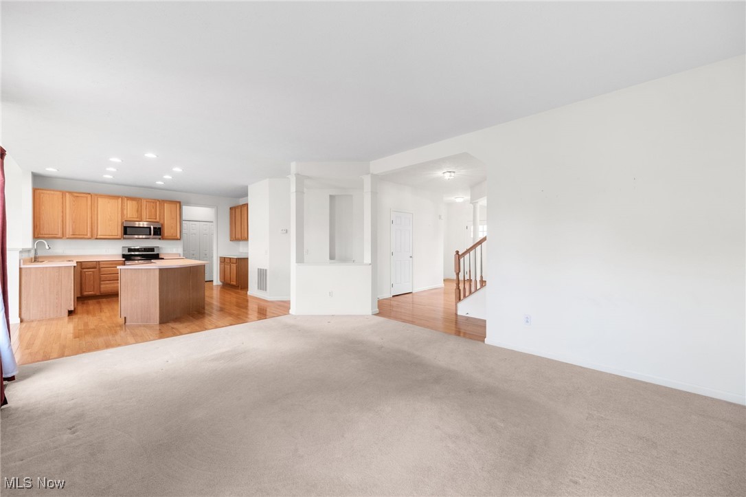 Sandstone Rdg Tr 5 Ph 2 - Residential Lease