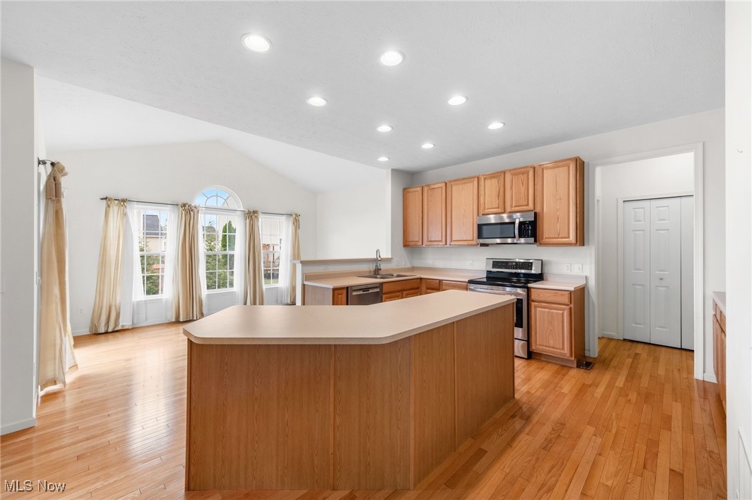 Sandstone Rdg Tr 5 Ph 2 - Residential Lease