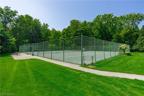 Tiny photo for 1 Lakeshore Boulevard, Bratenahl, OH 44108 (MLS # 5190017)