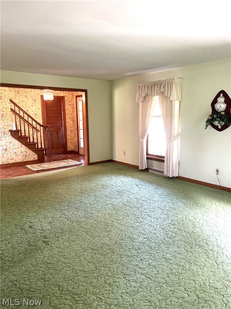389 W High Street
