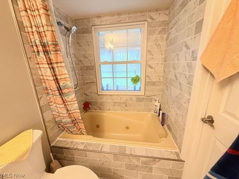 Tiny photo for 18221 Quinn Road, Chagrin Falls, OH 44023 (MLS # 5202326)