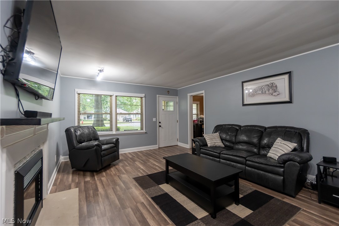 Taft & Blackmans Kew Gardens Sub - Residential