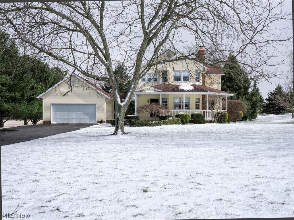 Photo of 4576 Alabama Avenue SW, Navarre, OH 44662 (MLS # 5194350)