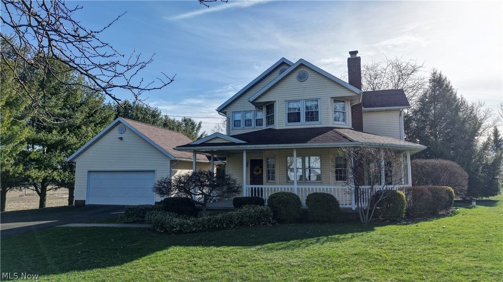 Photo of 4576 Alabama Avenue SW, Navarre, OH 44662 (MLS # 5194350)