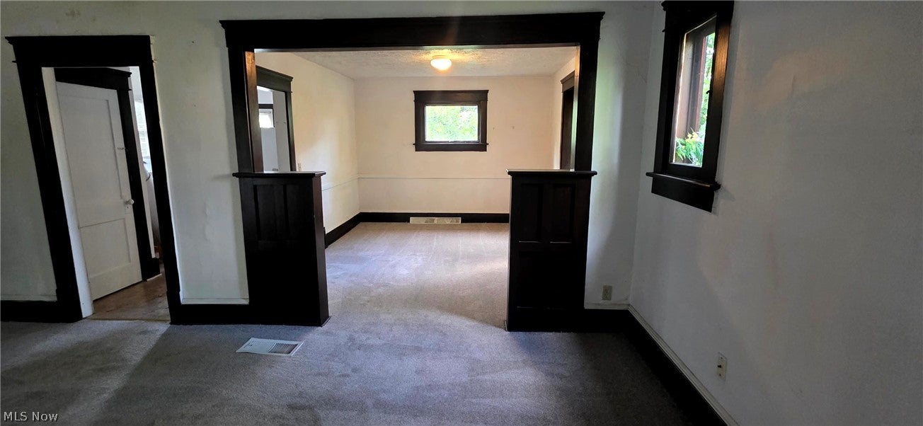 382 W Cedar Street