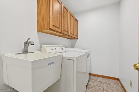 Tiny photo for 3785 My Way WAY, New Waterford, OH 44445 (MLS # 5252850)