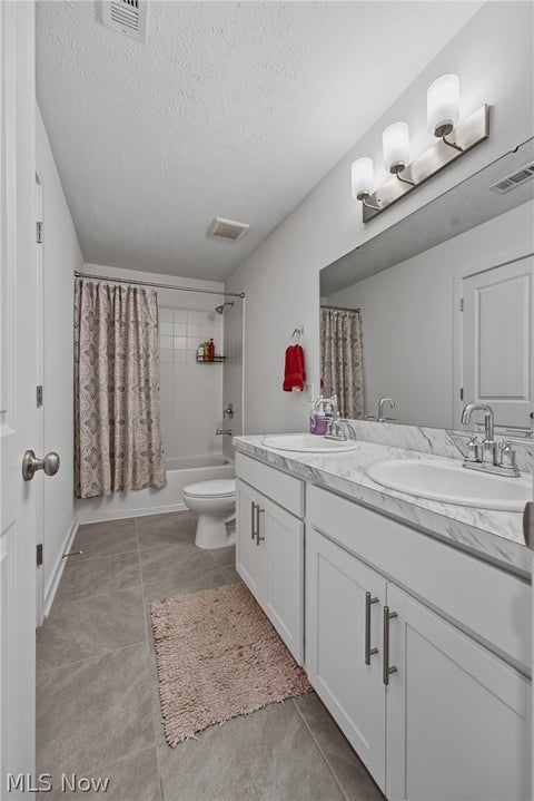 Tiny photo for 356 Jonagold Drive NE, Louisville, OH 44641 (MLS # 5256871)