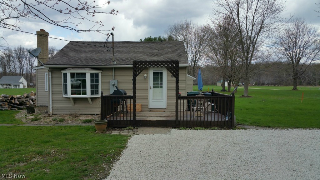 Cute little Ranch home in Brimfield located on a large 3.56 acre lot that sits on two parcels. Woods are in the back half of the lot. Located on Old Forge Road just off of route 43. Siding, windows, roof and Kitchen are newer. Owner uses the fireplace as their primary source of heat. There is electrical heat pumps if you prefer a more traditional method. Close to Kent, Tallmage, Stow, Hartville, Rootstown and Mogadore. Schools, shopping and food are close by too. Dont miss out on a cute little starter home on a huge lot in Brimfield. Call for your private showing today