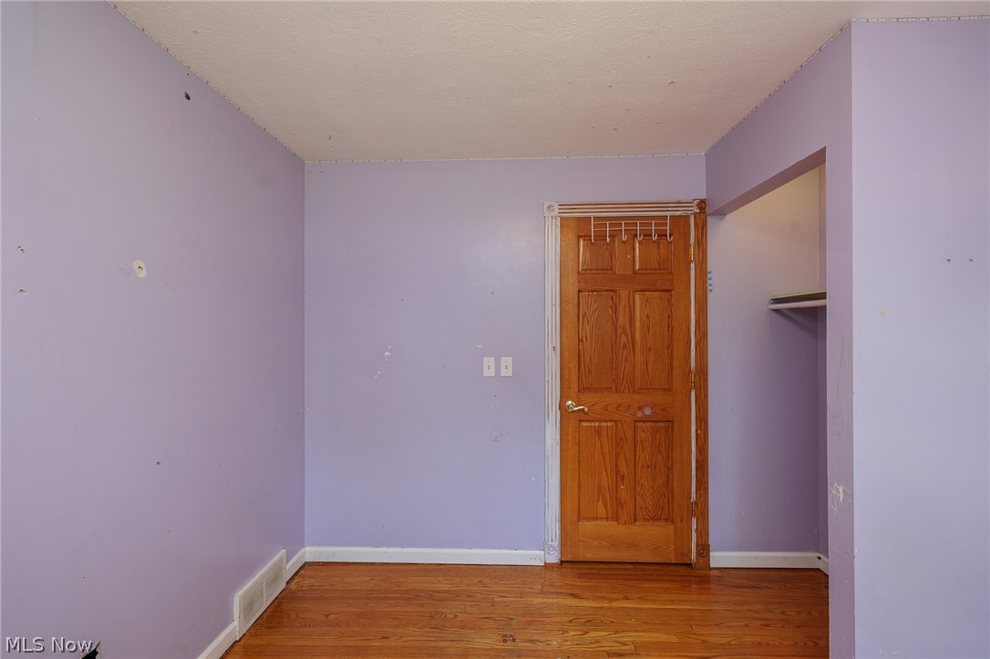 Lake Breeze - Residential