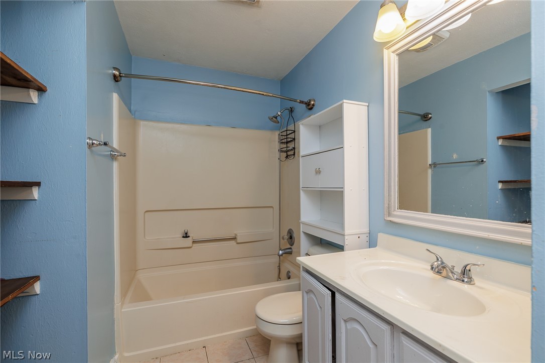 Lake Breeze - Residential